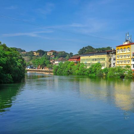Hotel Sona Panaji Ngoại thất bức ảnh