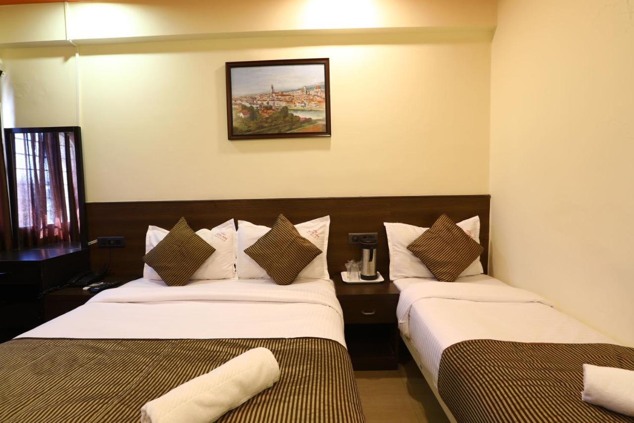 Hotel Sona Panaji Ngoại thất bức ảnh